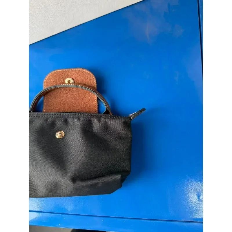 Mini sac à boulettes style Y2K, sac à bandoulière en nylon étanche, sac pour téléphone portable, sac à la mode pour femmes